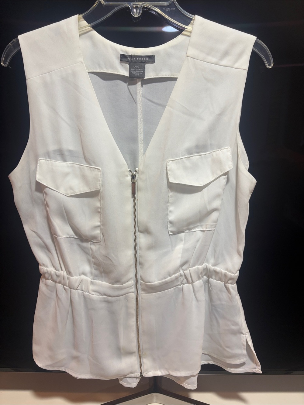 Suzy Shier White Sleeveless Zip-Front Peplum Camisole